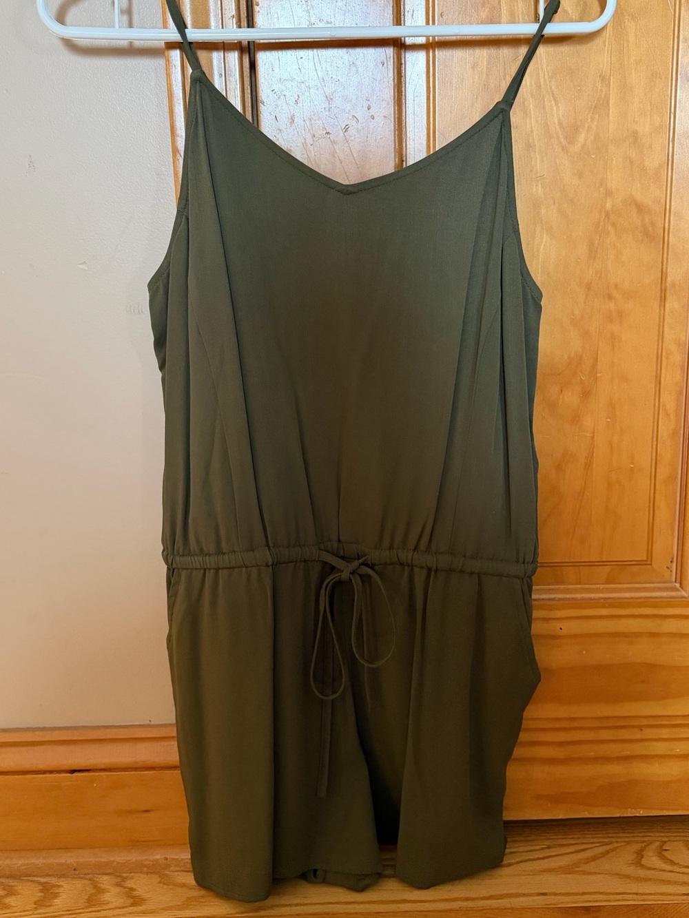 NWT Old Navy Green tie Waist  Romper Women’s Size small Petite